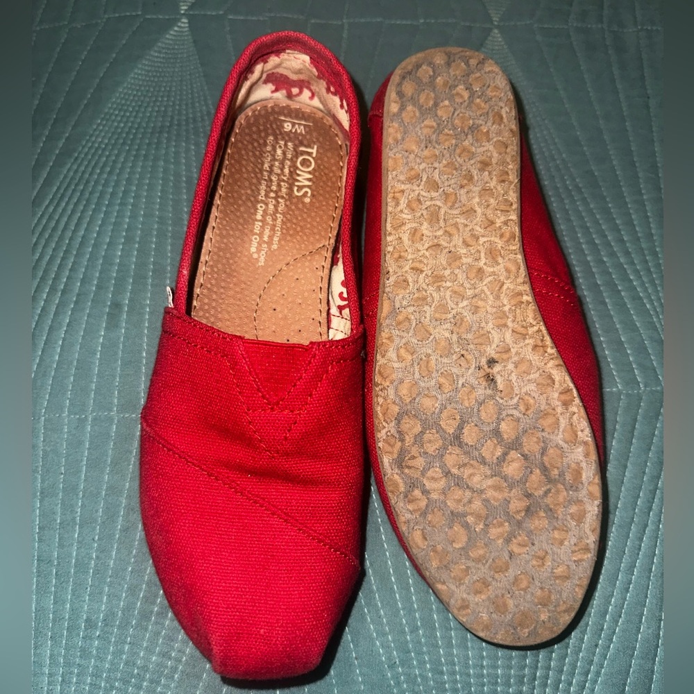 Red Toms!
